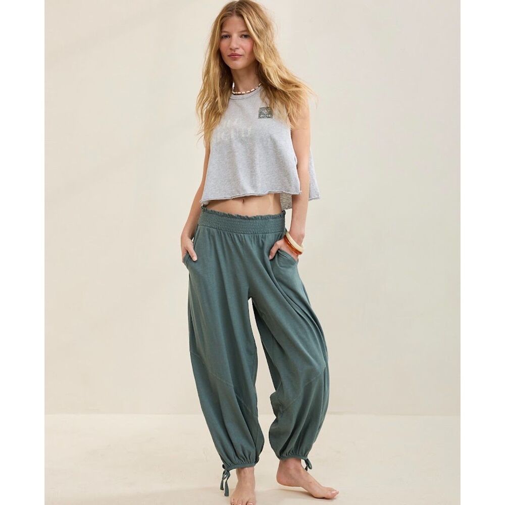 NEW Aerie Womens Pants XS S M Happiest jogger baggy wide leg Royal Palm green